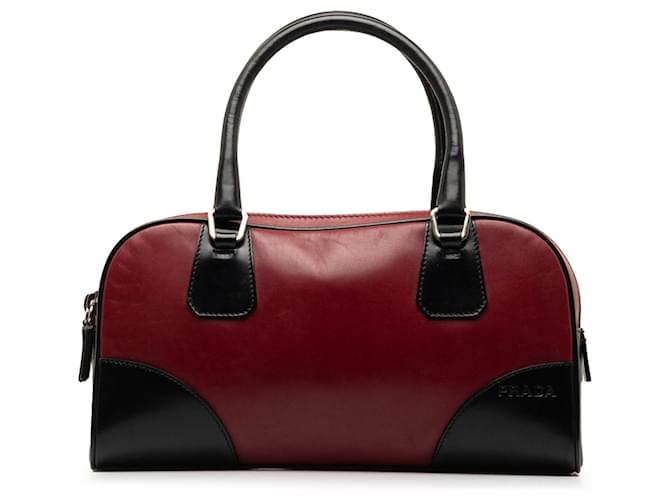 Red Prada Leather Handbag  ref.1268670