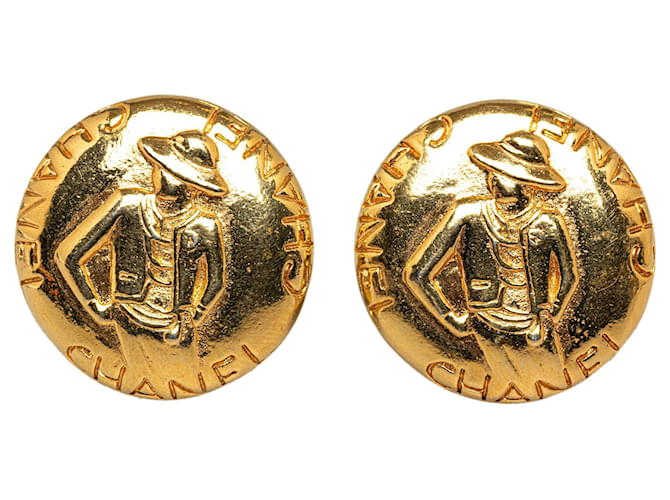 Pendientes de clip Chanel Mademoiselle dorados Chapado en oro  ref.1268802