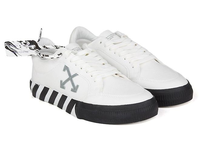 Off White Off-White Low Vulkanisierte Öko-Canvas-Sneakers - Weiß Grau