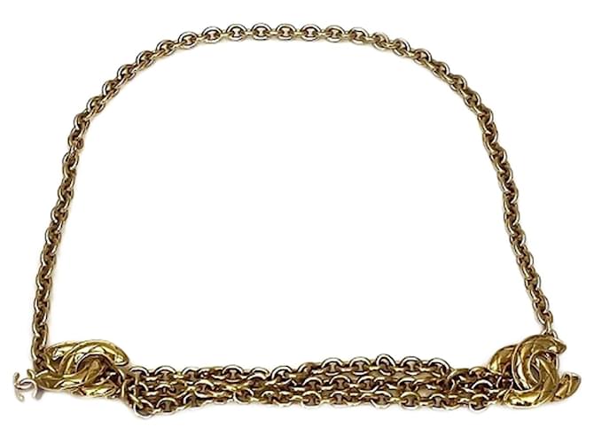 Chanel Matelassé Dourado Metal  ref.1270265