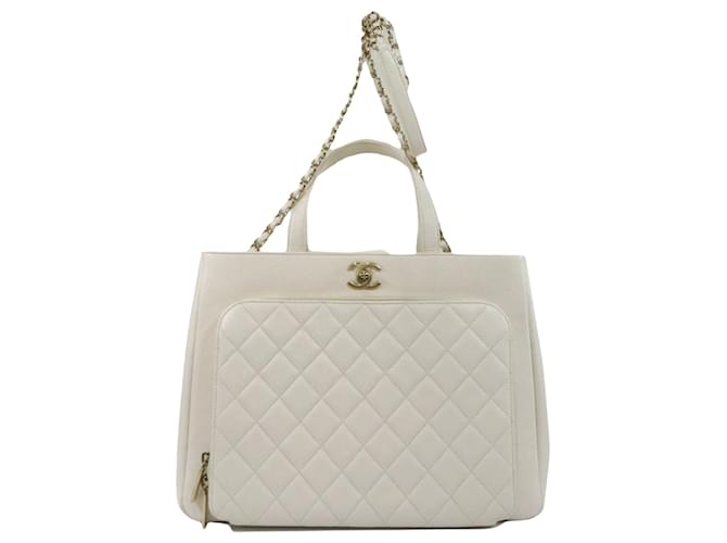 Chanel White Leather  ref.1273144