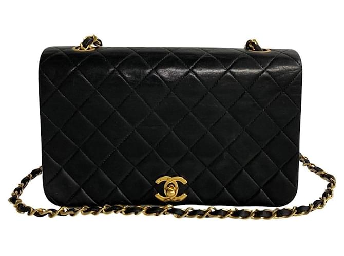 Chanel Matelassé Black Leather  ref.1275298