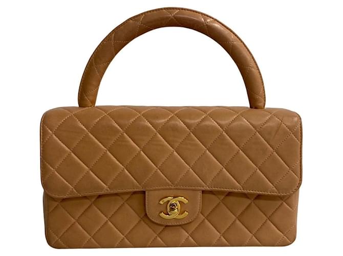 Chanel Matelassé Beige Leather  ref.1275496