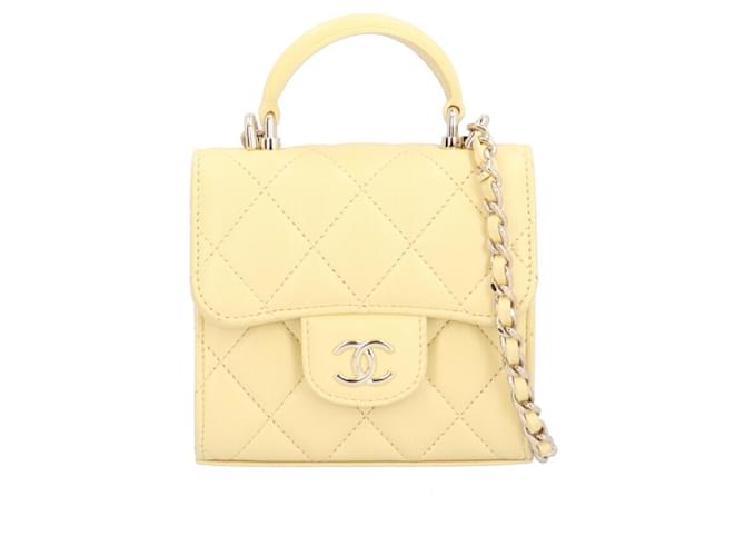 Chanel Matelassé Yellow Leather  ref.1276466
