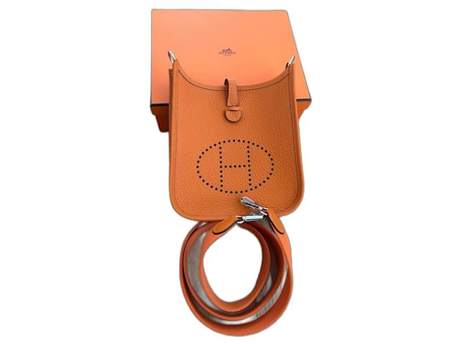 Hermès Evelyne Mini, nuovo Arancione Pelle  ref.1277414