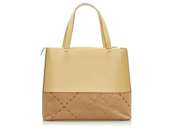 Burberry Bege Couro  ref.1278717