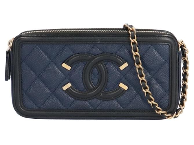 Chanel Matelassé Blue Leather  ref.1279778