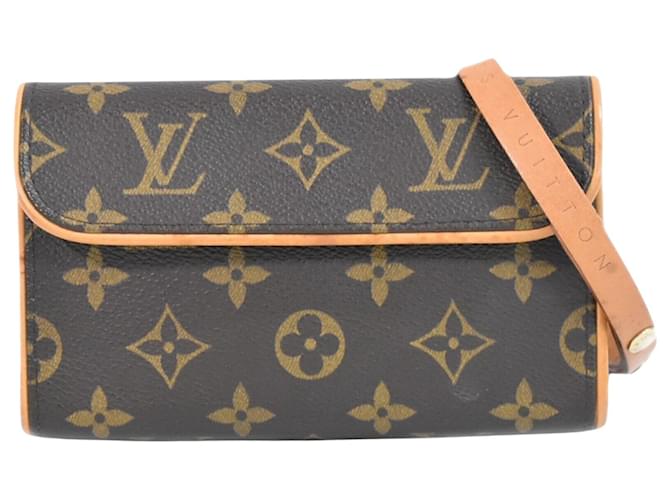 Louis Vuitton Pochette Florentine Brown Cloth  ref.1279850