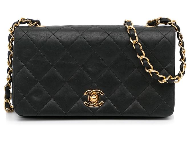 CHANEL Handbags Black Leather  ref.1281270