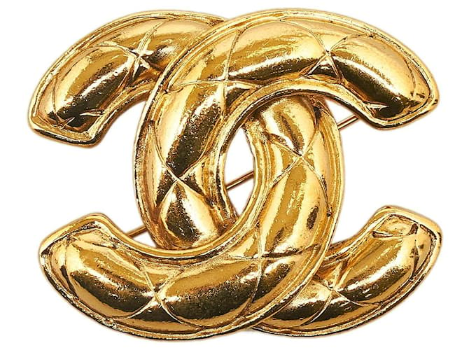 CHANEL Pins & Broschen Zeitlos/klassisch Golden Metall  ref.1281295