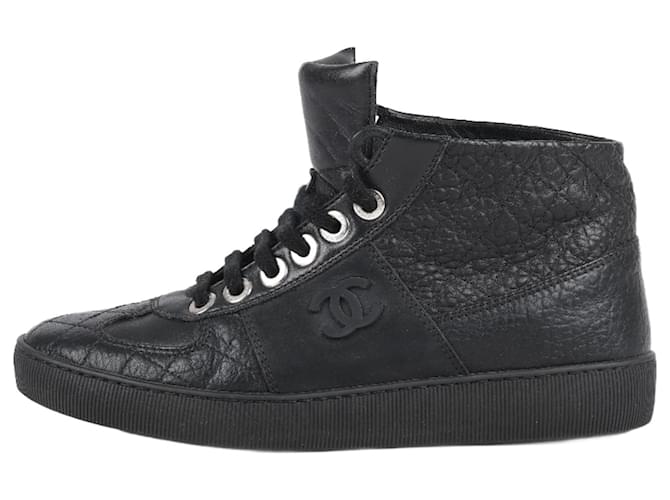 Timeless CHANEL Matelasse G29257 Black Leather Women's Sneakers in 37  ref.1282649