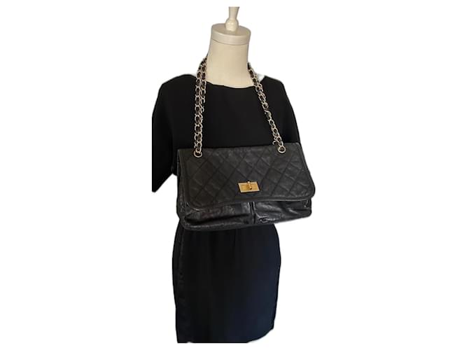 Chanel Handtaschen Schwarz Leder  ref.1282958