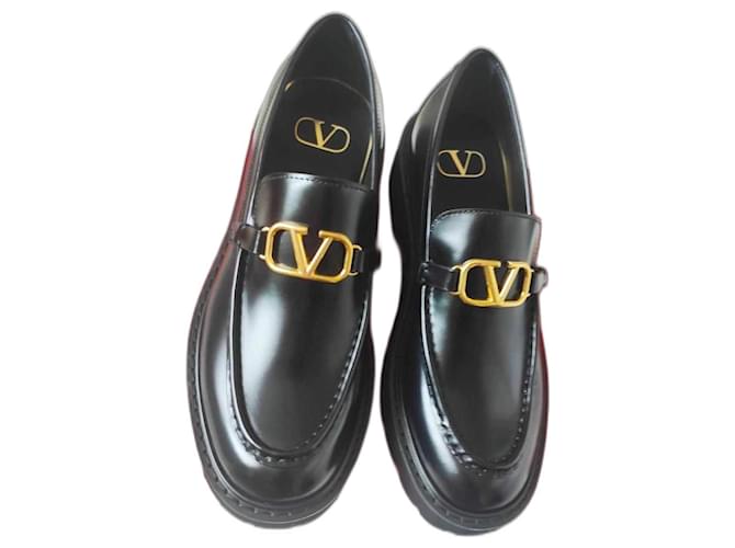 Valentino Garavani women's moccasins Black Leather  ref.1283106