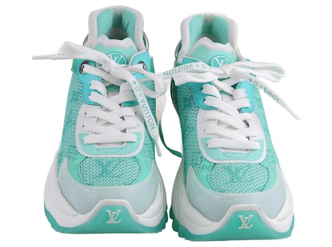 Louis Vuitton green/White Run 55 Lace Up Sneakers Leather  ref.1283523