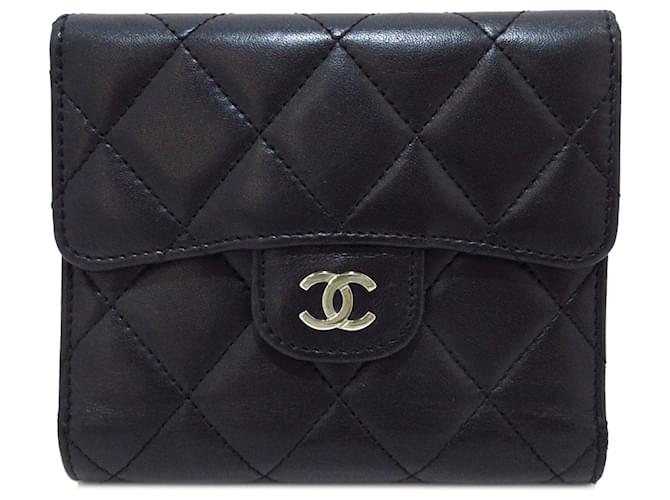 Black Chanel CC Lambskin Trifold Flap Wallet Leather  ref.1283561