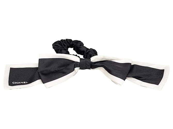 Black Chanel Silk CC Bow Scrunchie  ref.1283699