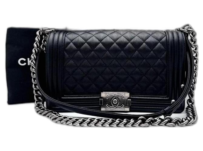 Chanel Caviar Medium Boy Black Leather  ref.1284175