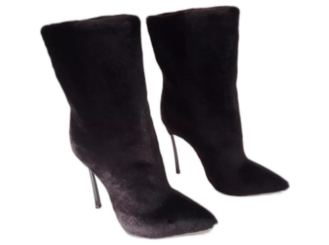 Botines Casadei Blade Heels de piel de visón negro