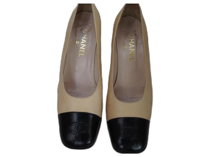 Chanel High heels Leder  ref.1285036