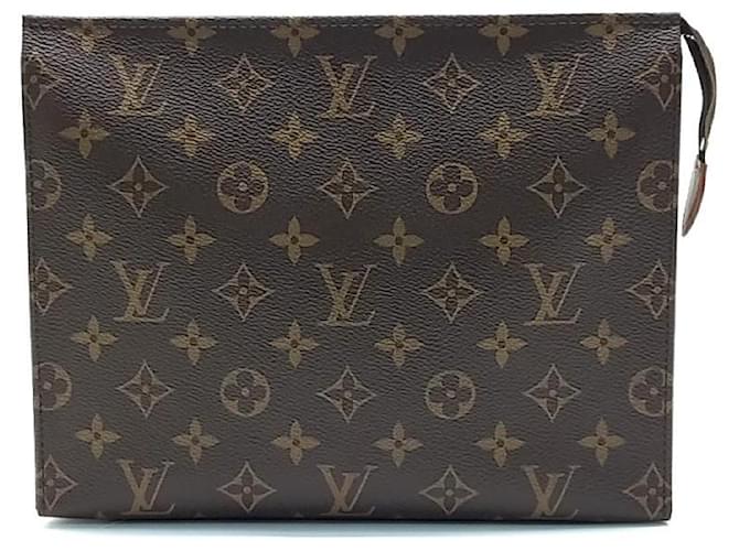Artículos de tocador con monograma de Louis Vuitton 26 M47542  ref.1285147