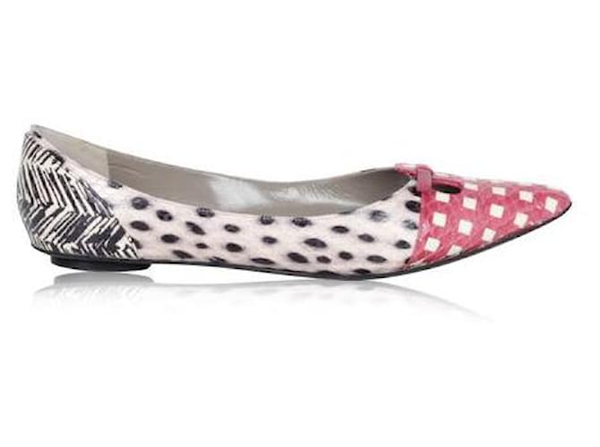 MARC JACOBS Zapatos planos con punta en punta de cuero con relieve de piel de serpiente rosa  ref.1285167