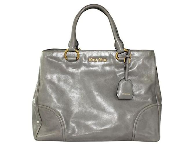 Bolso satchel de cuero gris Miu Miu  ref.1285265