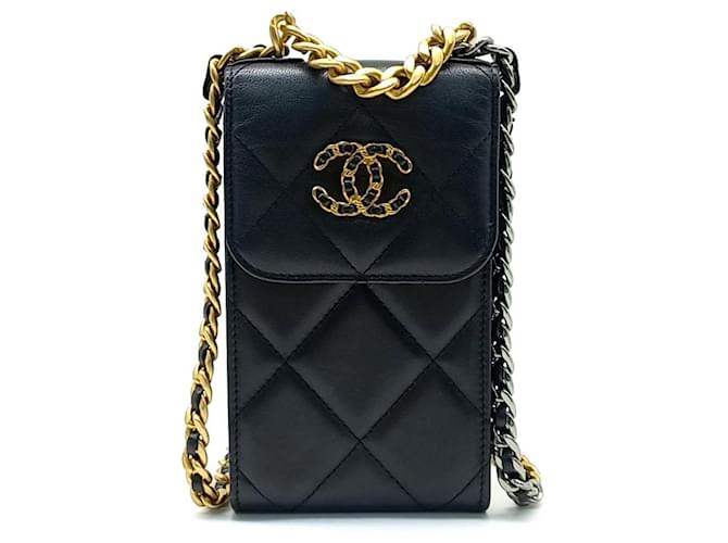 Chanel 19 Mini sac porte-téléphone à chaîne Noir  ref.1285967