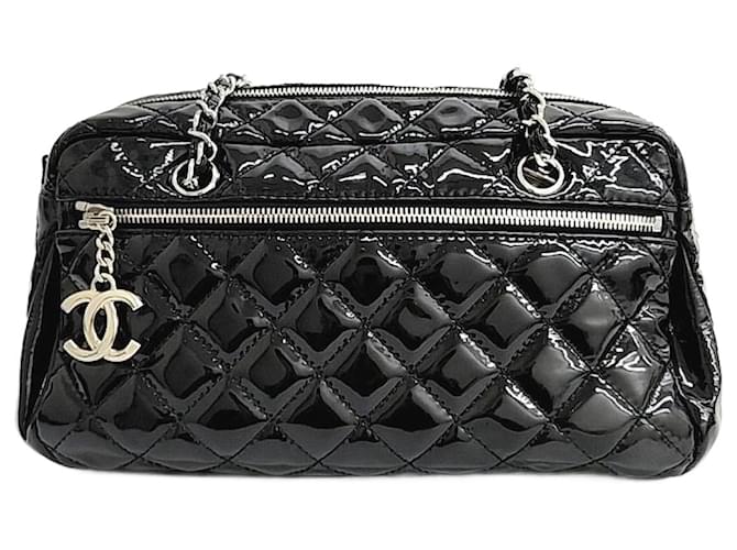 Bolso de hombro con cadena de charol Chanel Negro  ref.1285976