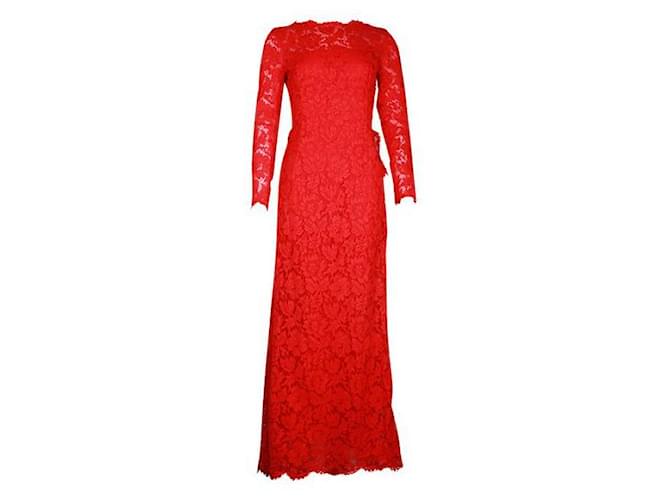 Robe longue en dentelle rouge Valentino avec détail dos nu en ruban Coton  ref.1286527