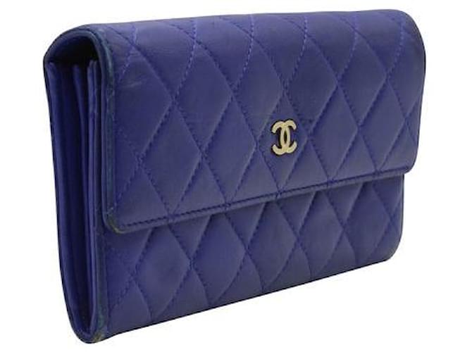 Chanel Blue Quilted Caviar Leather Wallet  ref.1286889