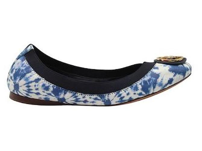 Tory Burch Zapatos planos con estampado Tie Die Azul Cuero  ref.1287525