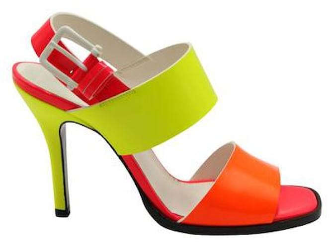 Autre Marque Zeitgenössischer Designer Neongelb, Pink & Orange Sandaletten mit hohen Absätzen Mehrfarben Lackleder  ref.1288105