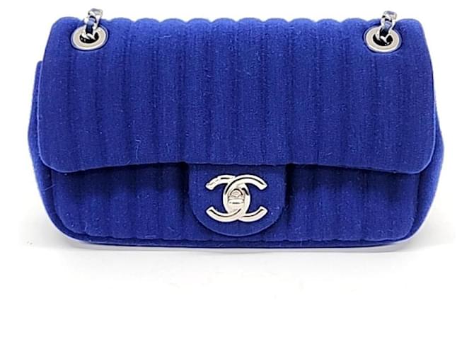 Bolsa de ombro em tecido Chanel Azul  ref.1288675