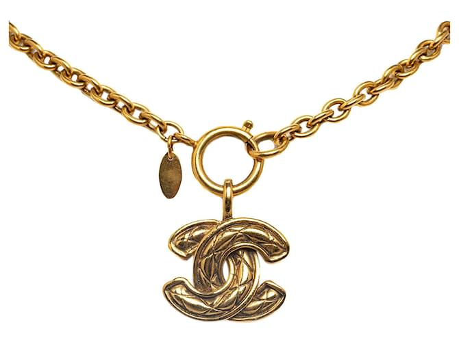 Gold Chanel CC Pendant Necklace Golden Yellow gold  ref.1290799