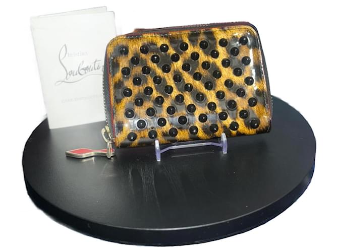 Portafoglio con borchie Christian Louboutin nero, rosso, leopardato Multicolore  ref.1291248