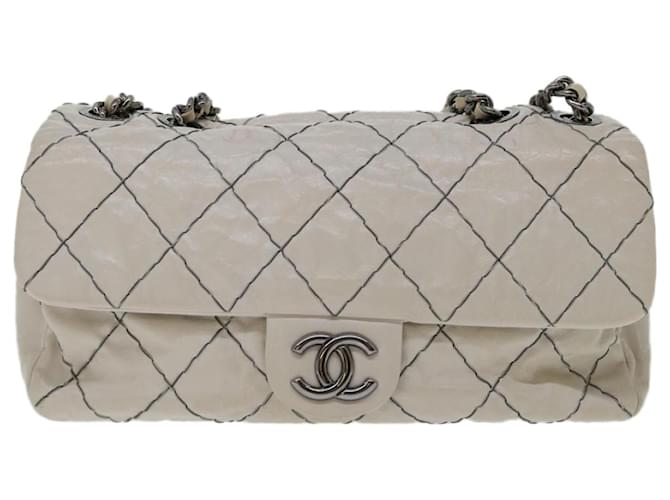 Timeless Chanel intemporal Branco Couro  ref.1291400