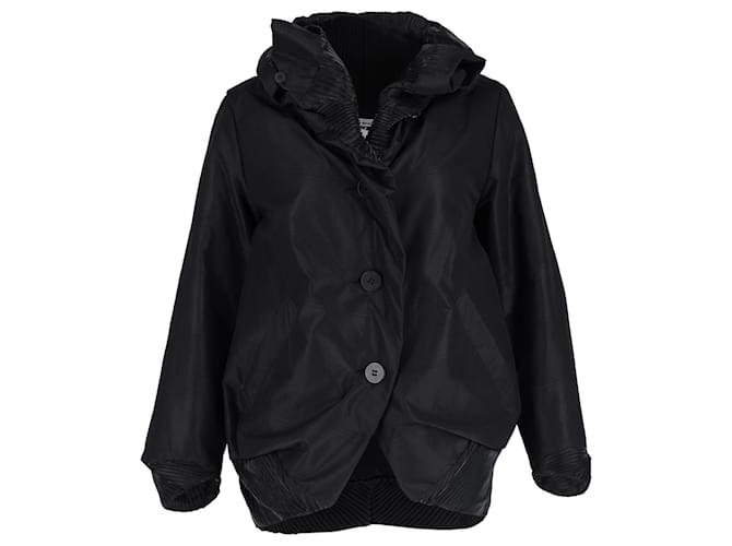 Issey Miyake Fete Pleated Collar Jacket in Black Silk  ref.1292047