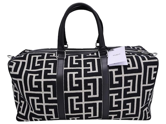 Balmain zeigt diese Tasche die perfekte Mischung aus Stil und Haltbarkeit Schwarz Baumwolle  ref.1292334