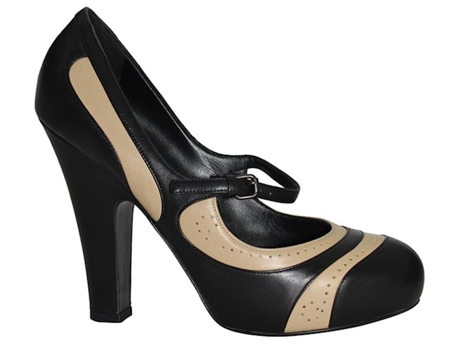 Zapatos de tacón Mary Jane Brogue de Bottega Veneta en cuero negro  ref.1292401