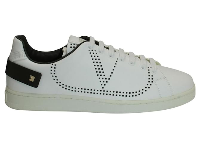 Autre Marque Valentino Garavani Backnet Low Top Sneakers in White Leather  ref.1292787