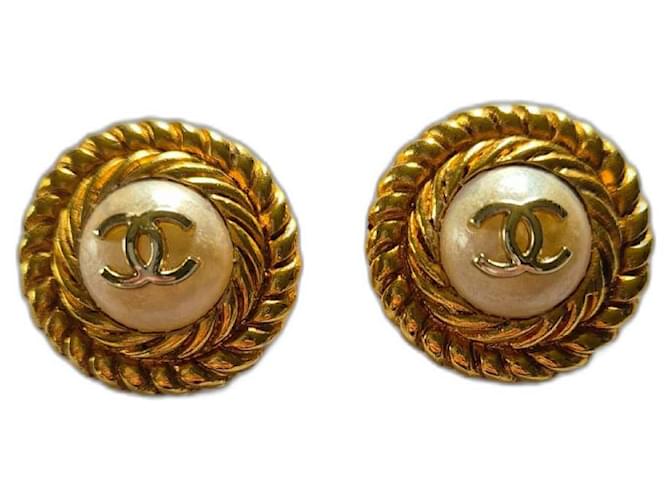Chanel Earrings Golden Metal  ref.1293182