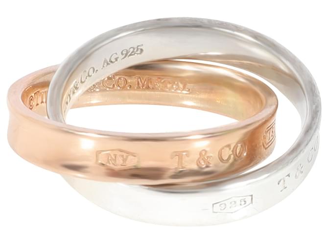 TIFFANY & CO. Interlocking Circles Ring in Sterling Silver & Rubedo Silvery Metallic Metal  ref.1293259