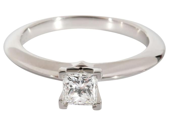 TIFFANY & CO. Anello di fidanzamento con diamante taglio principessa in platino F VVS2 0.32 ct Argento Metallico Metallo  ref.1293314