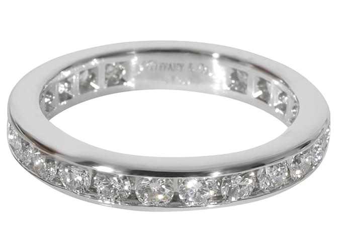 Tiffany & Co TIFFANY Y COMPAÑIA. Alianza de eternidad de diamantes con montura de canal en platino 1 por cierto Plata Metálico Metal  ref.1293356