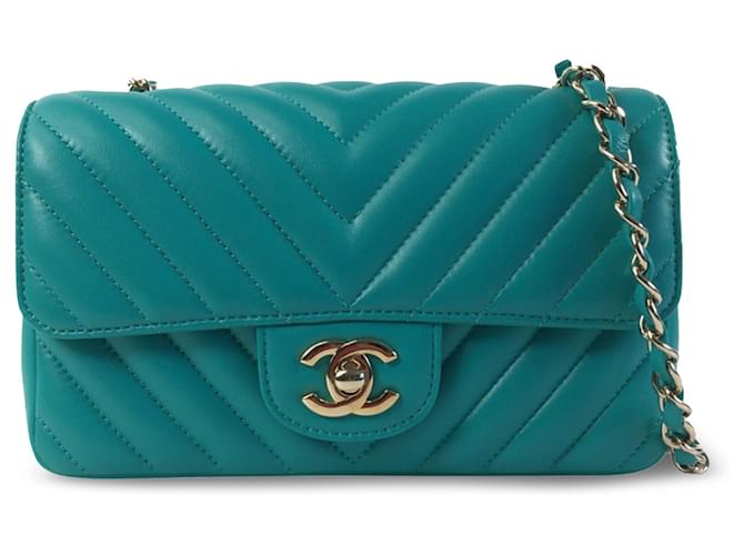 Chanel Green Mini Chevron Quilted Lambskin Rectangular Flap Leather  ref.1293571