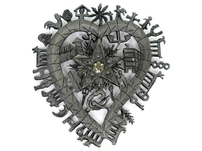 Other jewelry NEW VINTAGE CHRISTIAN LACROIX BLACK METAL HEART BROOCH NEW BLACK HEART BROOCH  ref.1294426