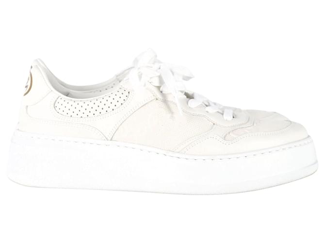 Gucci GG Embossed Low Sneakers aus weißem Leder  ref.1294582