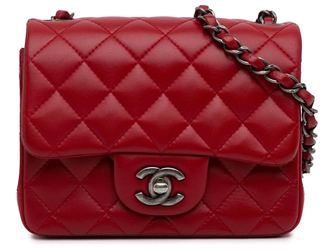 CHANEL Handtaschen Klassisch Rot Leder  ref.1295727