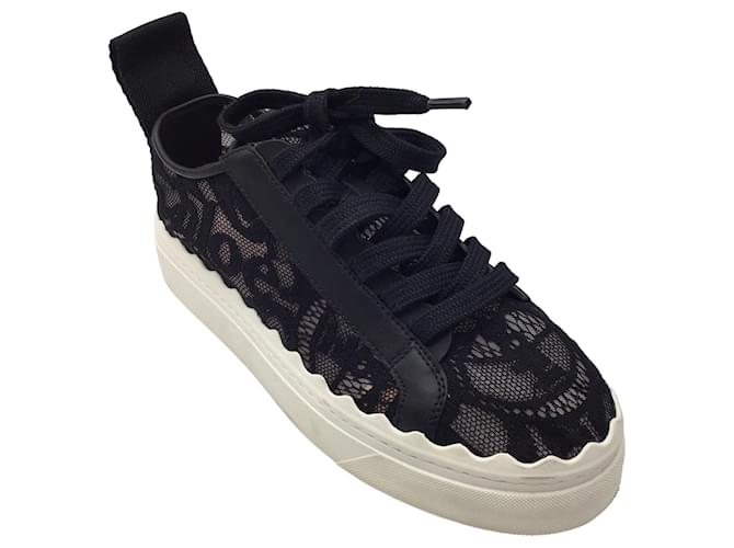 Autre Marque Cloe Black / Sneakers in pizzo rifinito in pelle bianca Nero Tela  ref.1296073
