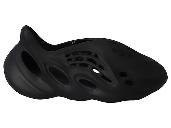 Adidas Yeezy Foam Runner Sneakers in Onyx Black Rubber   ref.1296605
